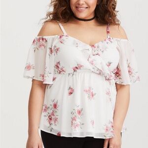 Torrid Chiffon Cold Shoulder Flutter Sleeve Surplice Floral Blouse Plus Size 2
